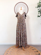 Cargar imagen en el visor de la galería, Vestido Ananda Mehendi Gold (M-L)
