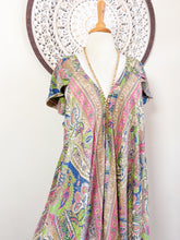 Cargar imagen en el visor de la galería, Vestido Ananda Patch Work (M-L)
