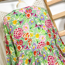 Cargar imagen en el visor de la galería, Vestido Aires Verde Flor (S-M)
