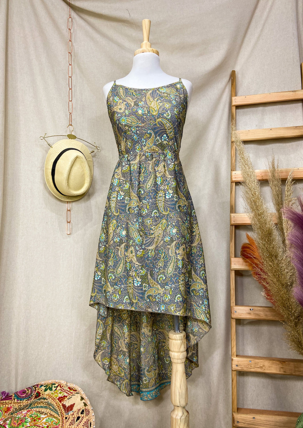 Vestido Asimétrico Gris (M-L)