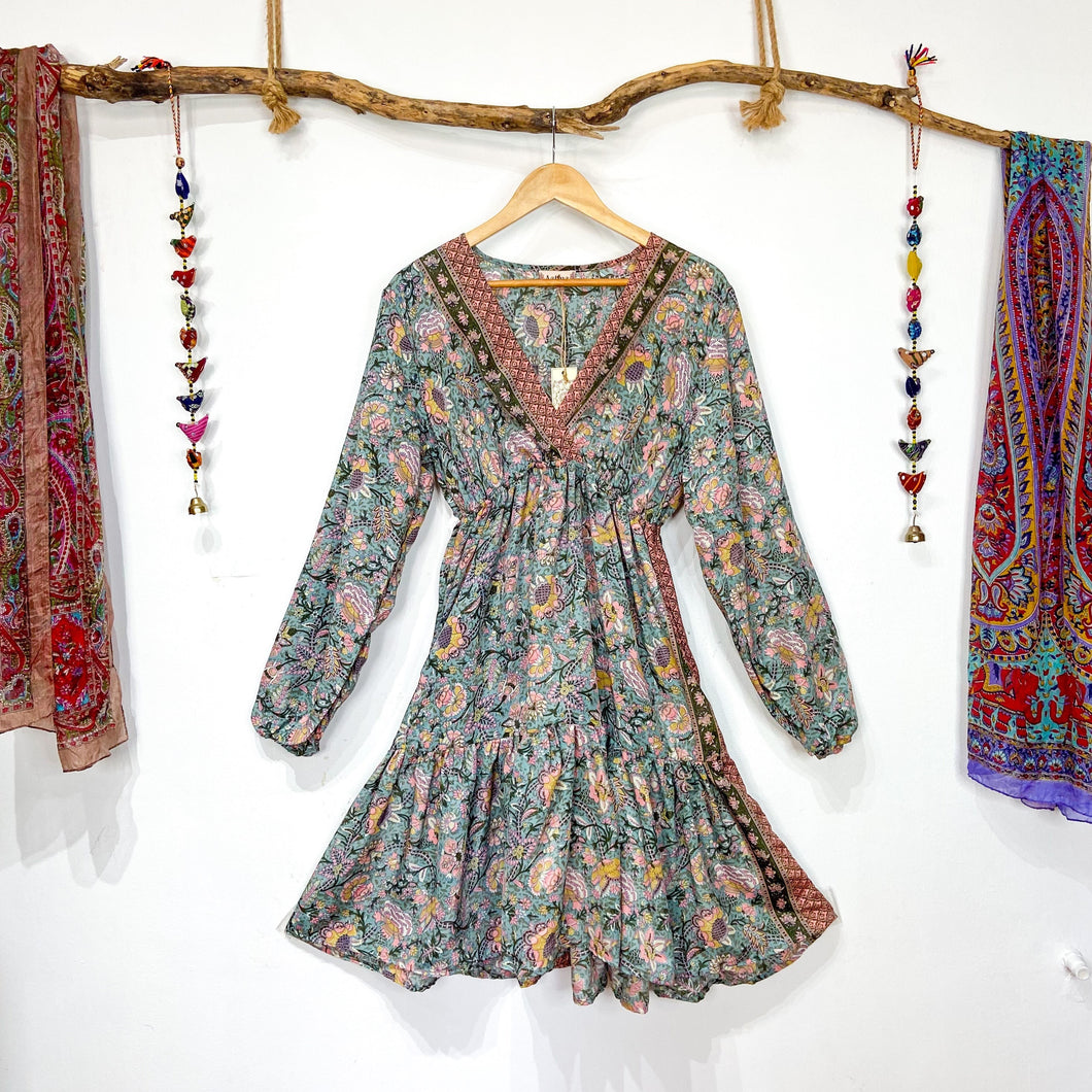 Vestido Lottus Gris Flor (S-M)