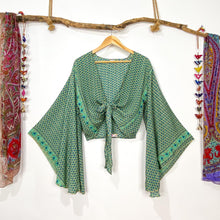 Cargar imagen en el visor de la galería, Top Kimono Verde Electric
