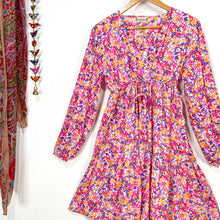 Cargar imagen en el visor de la galería, Vestido Lottus Flores (M-L)
