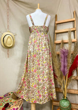 Cargar imagen en el visor de la galería, Midi Amapola Beige (M-L)
