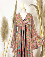 Cargar imagen en el visor de la galería, Vestido Kimono Coral (M-L)
