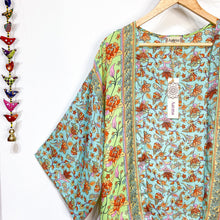 Cargar imagen en el visor de la galería, Kimono Luz Celeste (estándar)
