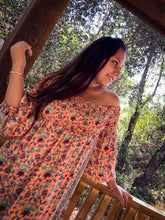 Cargar imagen en el visor de la galería, Vestido Pushkar Coral (estándar)
