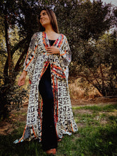 Cargar imagen en el visor de la galería, Kimono Gala Etnico Verde (S-M)
