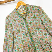 Cargar imagen en el visor de la galería, Vestido Queen Verde (S-M)

