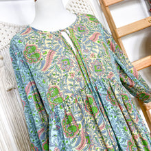 Cargar imagen en el visor de la galería, Vestido Aires Verde Coral (M-L)
