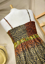 Cargar imagen en el visor de la galería, Vestido Asimétrico Mehendi Negro (S-M)
