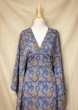 Cargar imagen en el visor de la galería, Kaftan Cielo Azul (M-L)
