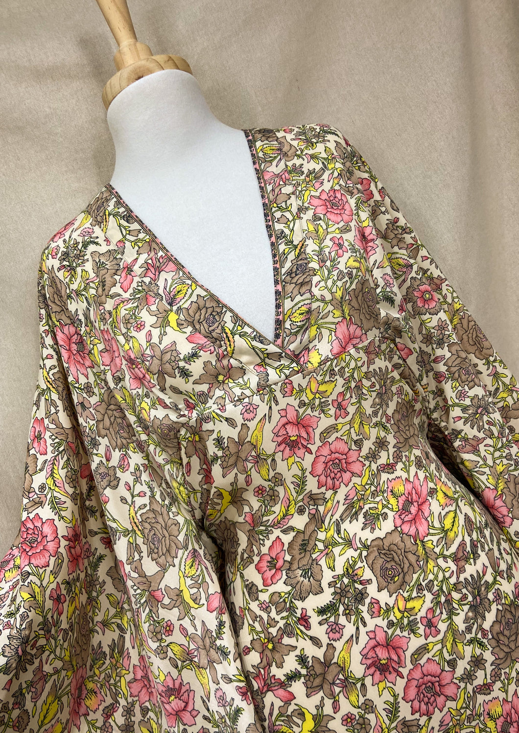 Kaftan Cielo Flor Beige (S-M)
