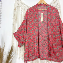 Cargar imagen en el visor de la galería, Kimono Medio Rojo Coral (estándar)
