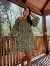 Cargar imagen en el visor de la galería, Vestido Pushkar Hojas (estándar)
