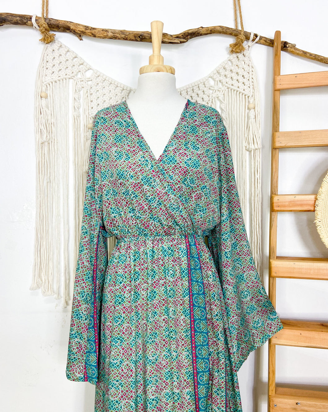 Vestido Imperio Arcoíris (M-L)