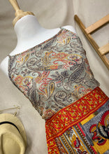 Cargar imagen en el visor de la galería, Vestido Asimétrico Mehendi Gris (S-M)
