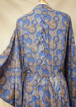 Cargar imagen en el visor de la galería, Kaftan Cielo Azul (M-L)
