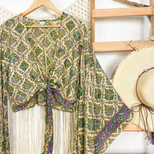 Cargar imagen en el visor de la galería, Top Kimono Beige Flor (estándar)
