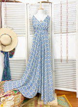 Cargar imagen en el visor de la galería, Vestido Amatista Turkey (estándar)
