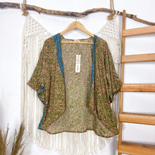 Cargar imagen en el visor de la galería, Kimono Medio Tika Verde (estándar)
