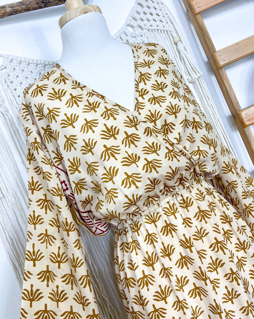 Vestido Imperio Beige (M-L)