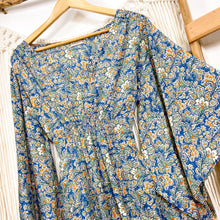Cargar imagen en el visor de la galería, Vestido Soul Azul Flor (M-L)
