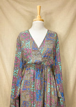 Cargar imagen en el visor de la galería, Vestido Gipsy Fucsia Turquesa (M-L)
