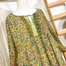 Cargar imagen en el visor de la galería, Vestido Aires Verde Flor (S-M)
