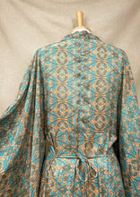 Cargar imagen en el visor de la galería, Kaftan Cielo Beige (S-M)
