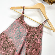 Cargar imagen en el visor de la galería, Top Alba Rosa Gris (XS)
