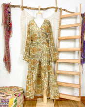 Cargar imagen en el visor de la galería, Vestido Gipsy Luz (M-L)
