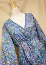 Cargar imagen en el visor de la galería, Vestido Gipsy Azulado (M-L)
